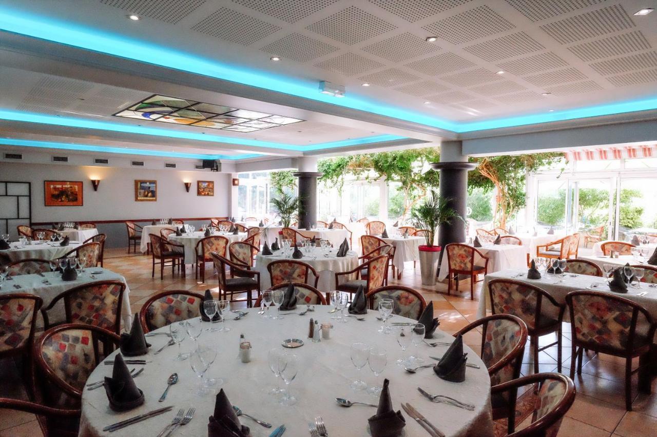 Logis Hotels - Hotel Restaurant L Enclos Donneville Exterior foto