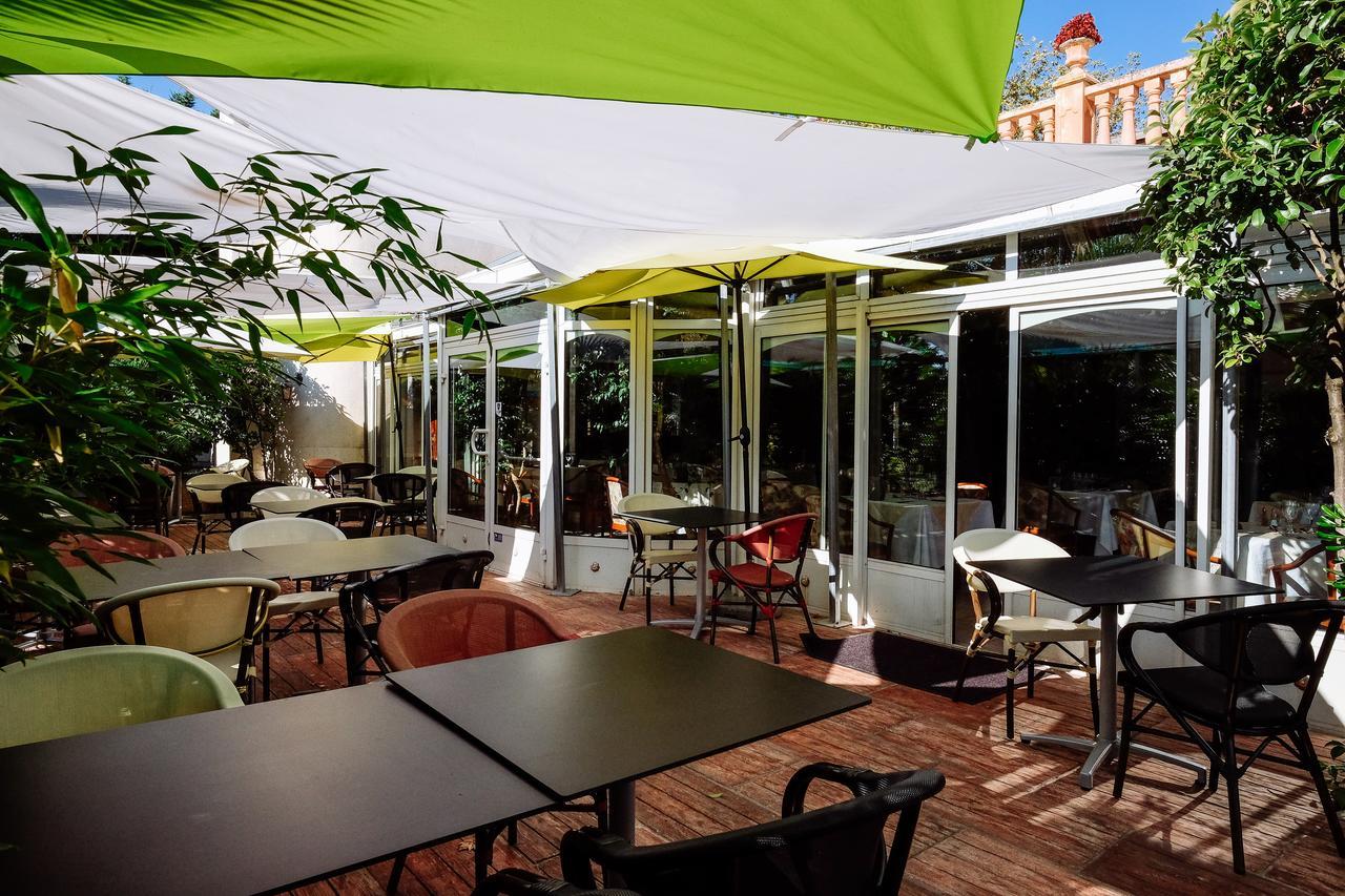Logis Hotels - Hotel Restaurant L Enclos Donneville Exterior foto